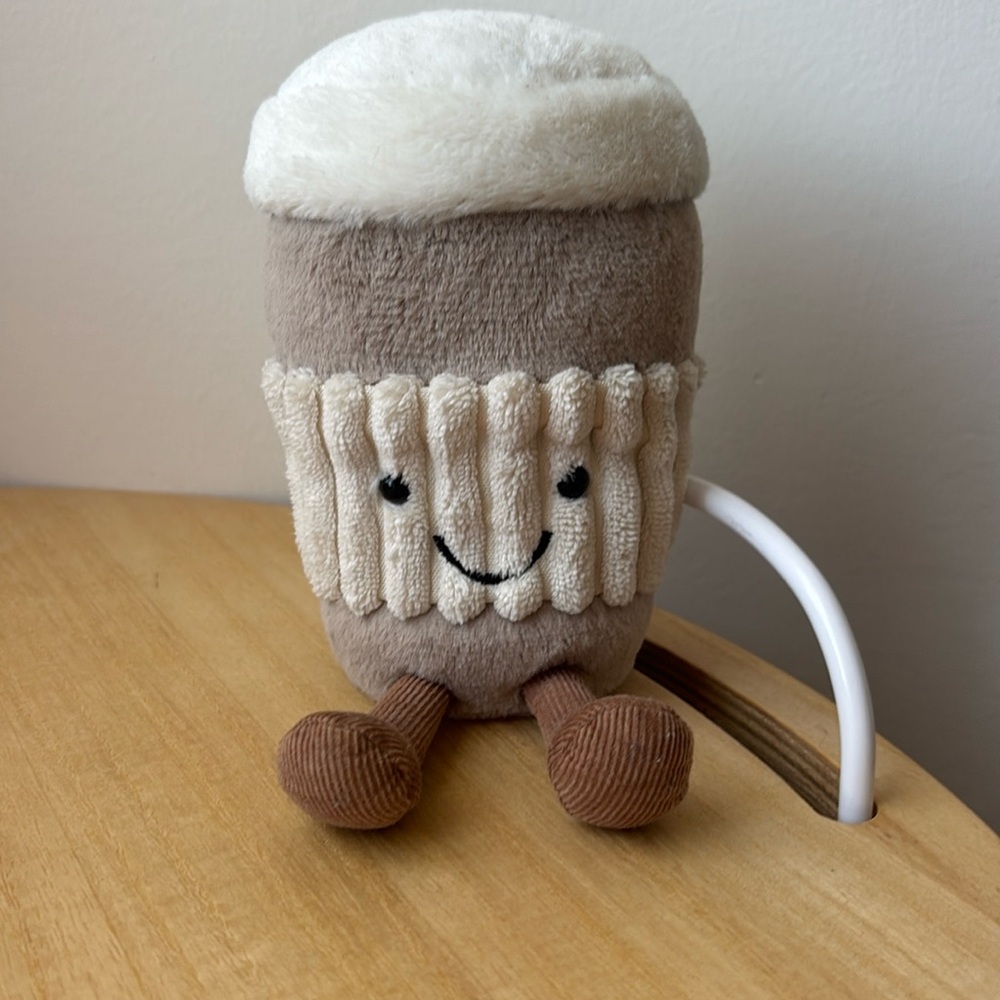 Coffee cup jelly cat